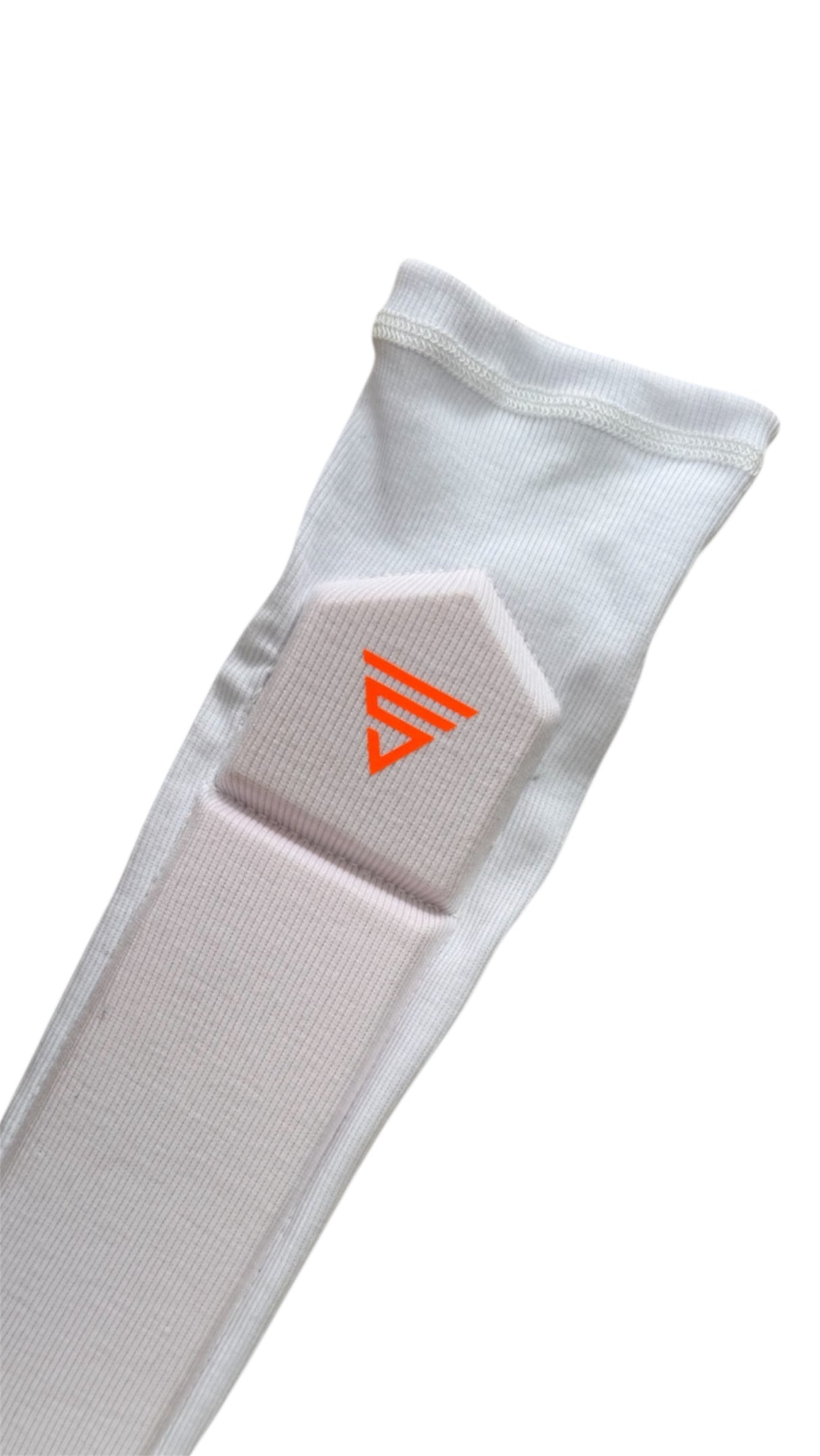 Versant GC Arm Guard - Seniors / White