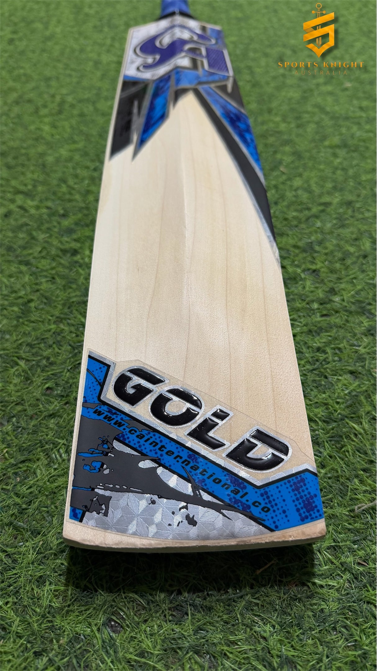 CA Gold 10000 English Willow Bat 1140g - 6 Grains - 2.7 lb