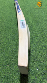 CA Gold 10000 English Willow Bat 1195g / 7 Grains - 2.7 lb