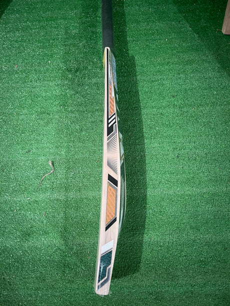 TON 999 | English willow Cricket Bat - 6 Grains- 1215g