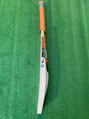 CA CHARGE English Willow Cricket Bat - 10 Grains-1210g