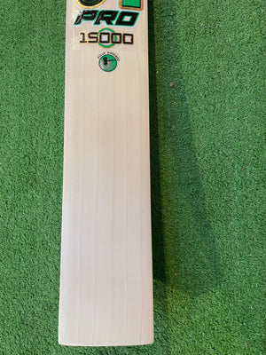 CA PRO 15000 English Willow Cricket Bat-6 Grains-1200g