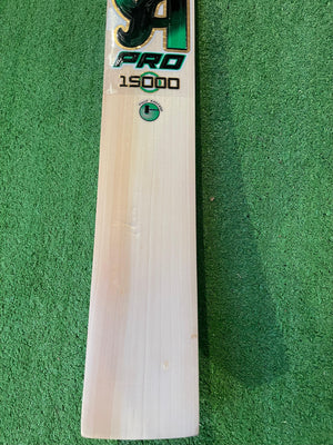 CA PRO 15000 English Willow Cricket Bat-9 Grains-1205g