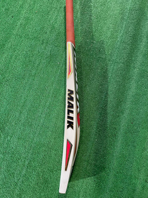 MB MALIK H PRO EDITION ENGLISH WILLOW CRICKET BAT-13 GRAINS-1275g