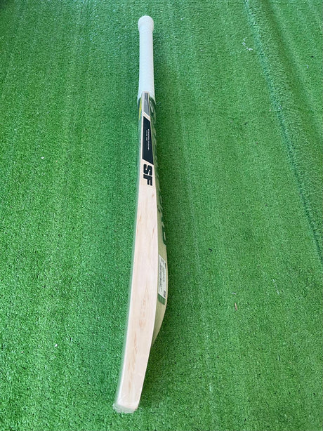 SF Almandus 7500- English Willow - Cricket Bat - 9 Grians -1170g