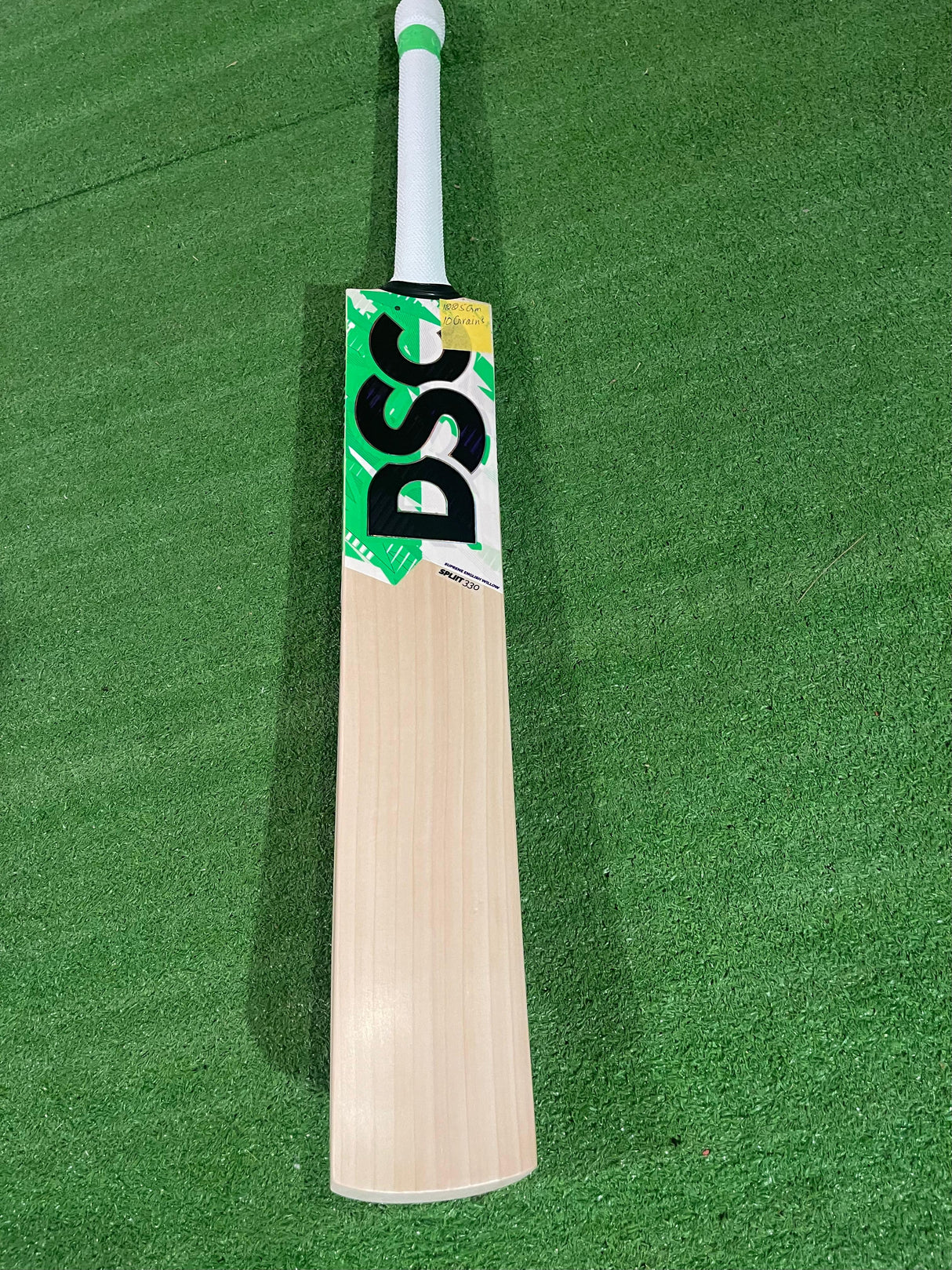 DSC Spliit 330- Grade 2 English willow Cricket Bat - 10 Grains - 1225G