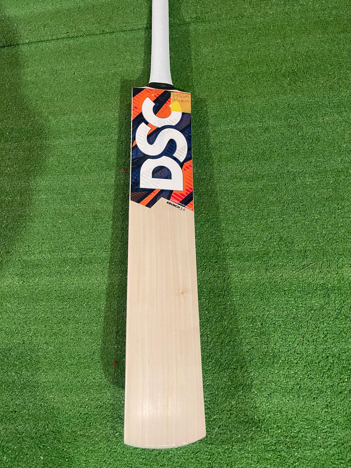 DSC KRUNCH 3.0 Supreme English willow Cricket Bat - 9 Grains - 1195G