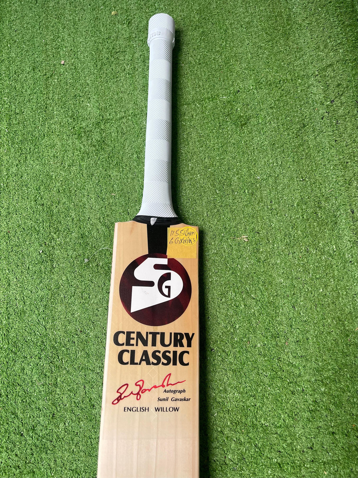 SG Century Classic | English willow Cricket Bat - 6 Grains / 1155g