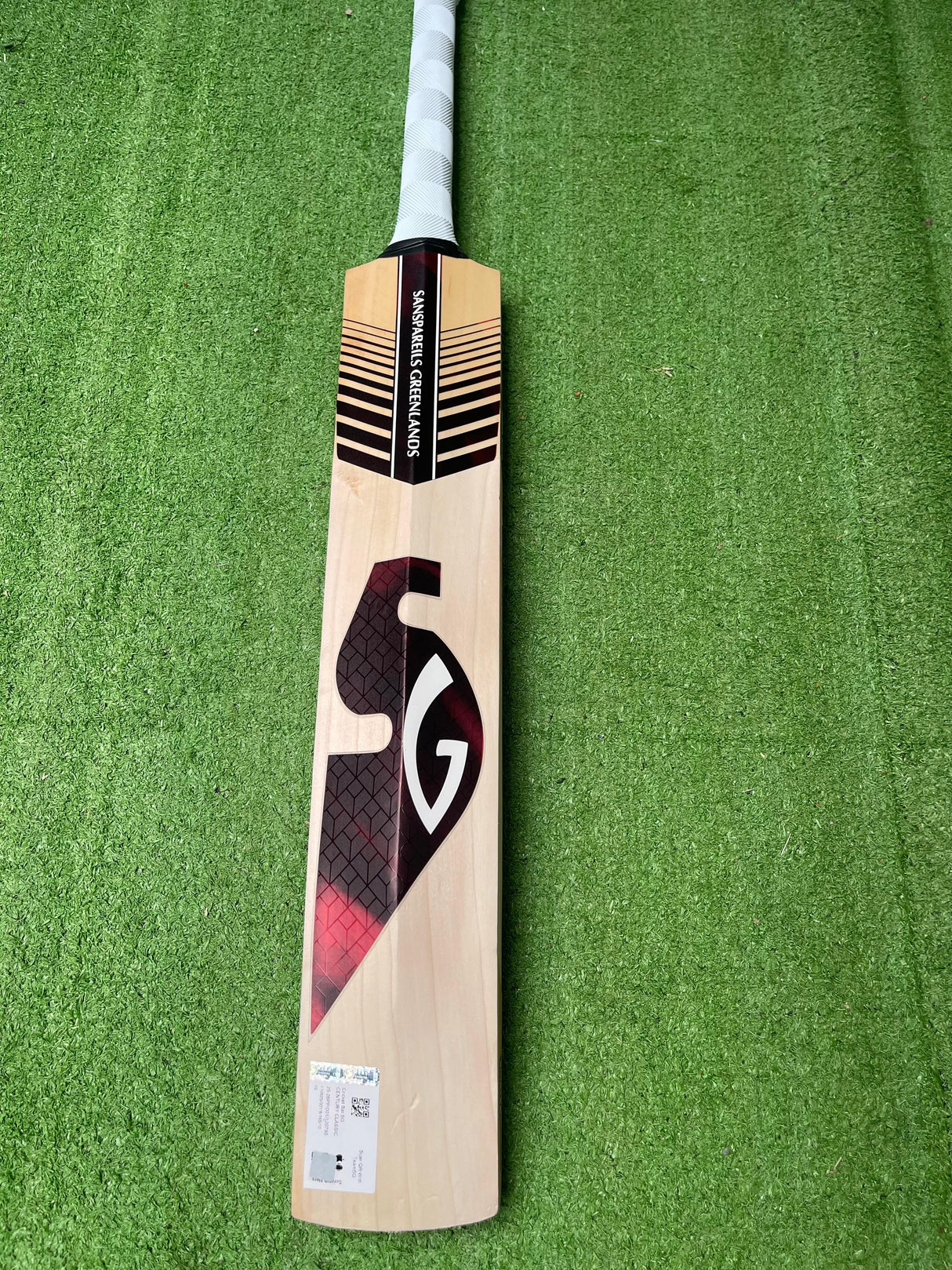 SG Century Classic | English willow Cricket Bat - 6 Grains / 1155g