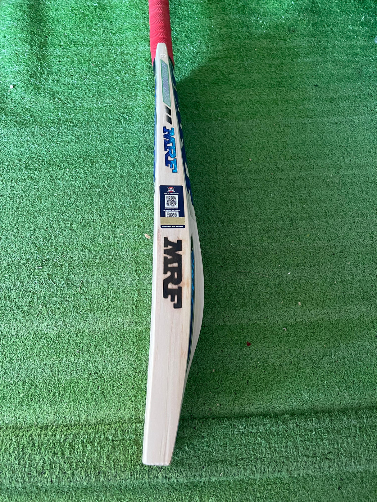 MRF VK18 Genius Muscle Edition English Willow Cricket Bat - 8 Grains / 1175g