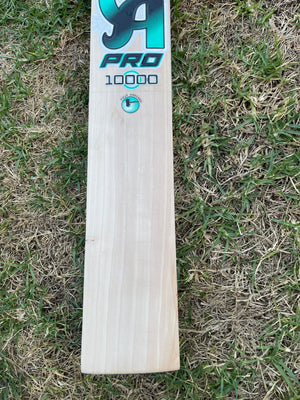 CA Pro 10000 English Willow Cricket bat -7 Grains 1175 Grams