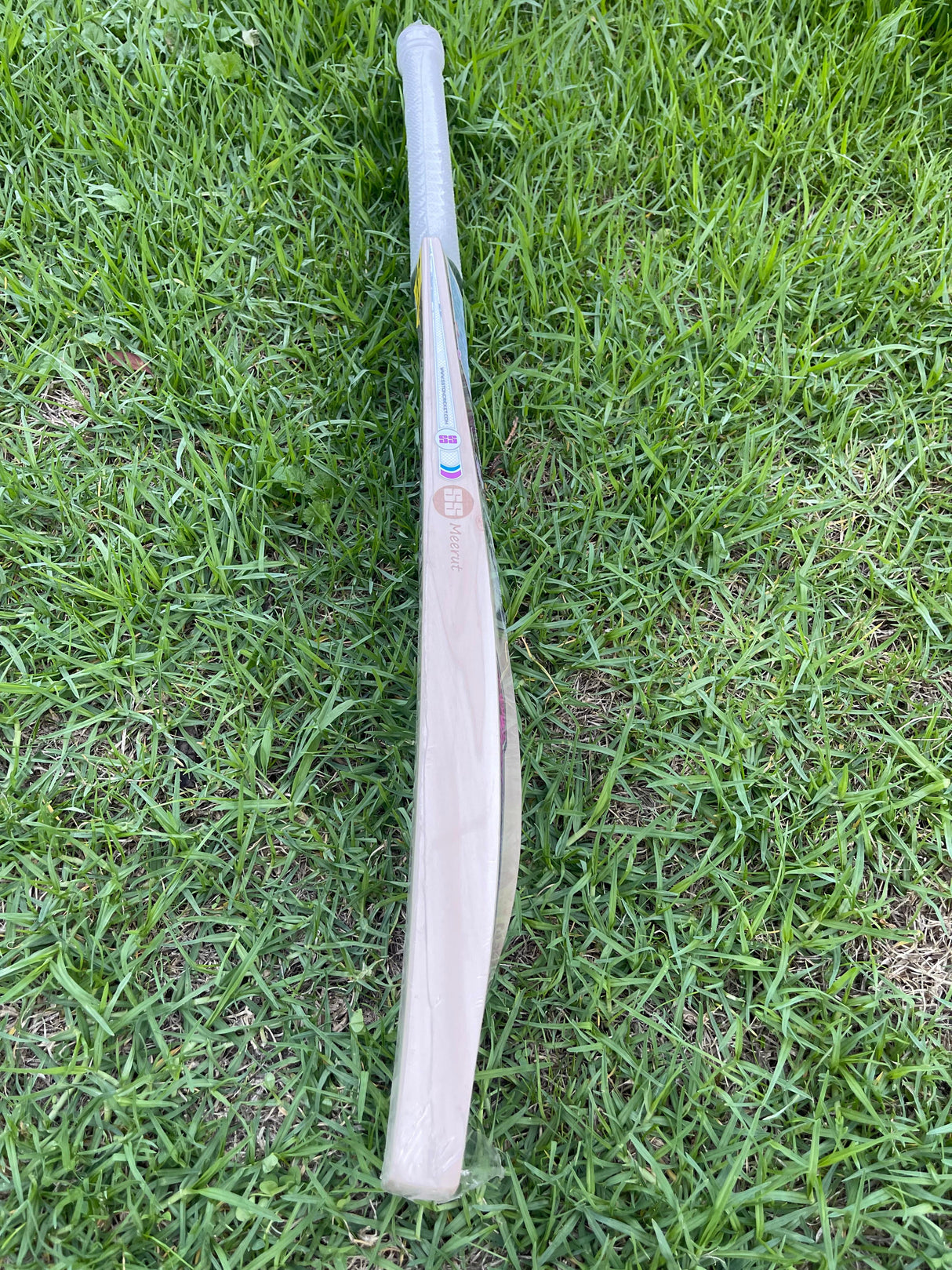 SS SKY Blaster Premium English willow Cricket Bat - 1175g - 7 Grains