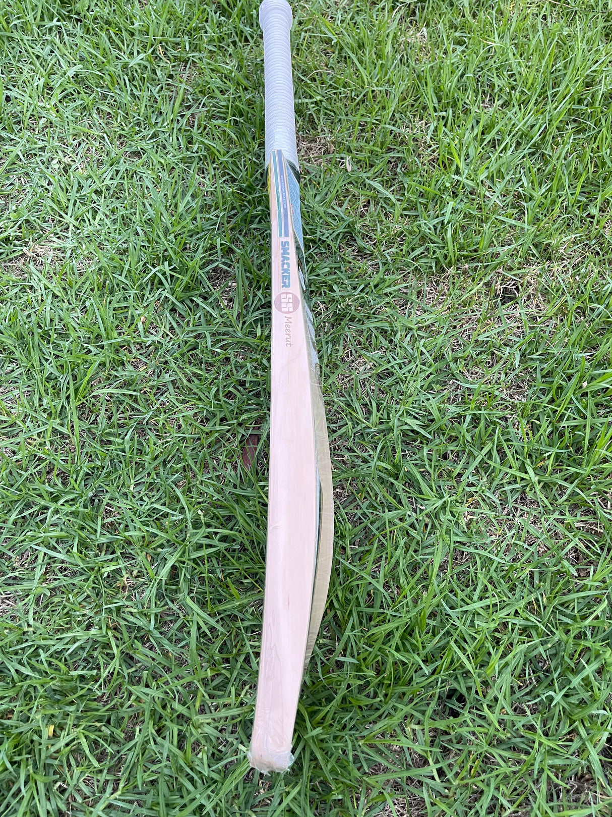 SS Smacker Signature Premium English willow Cricket Bat - 8 Grains - 1170g