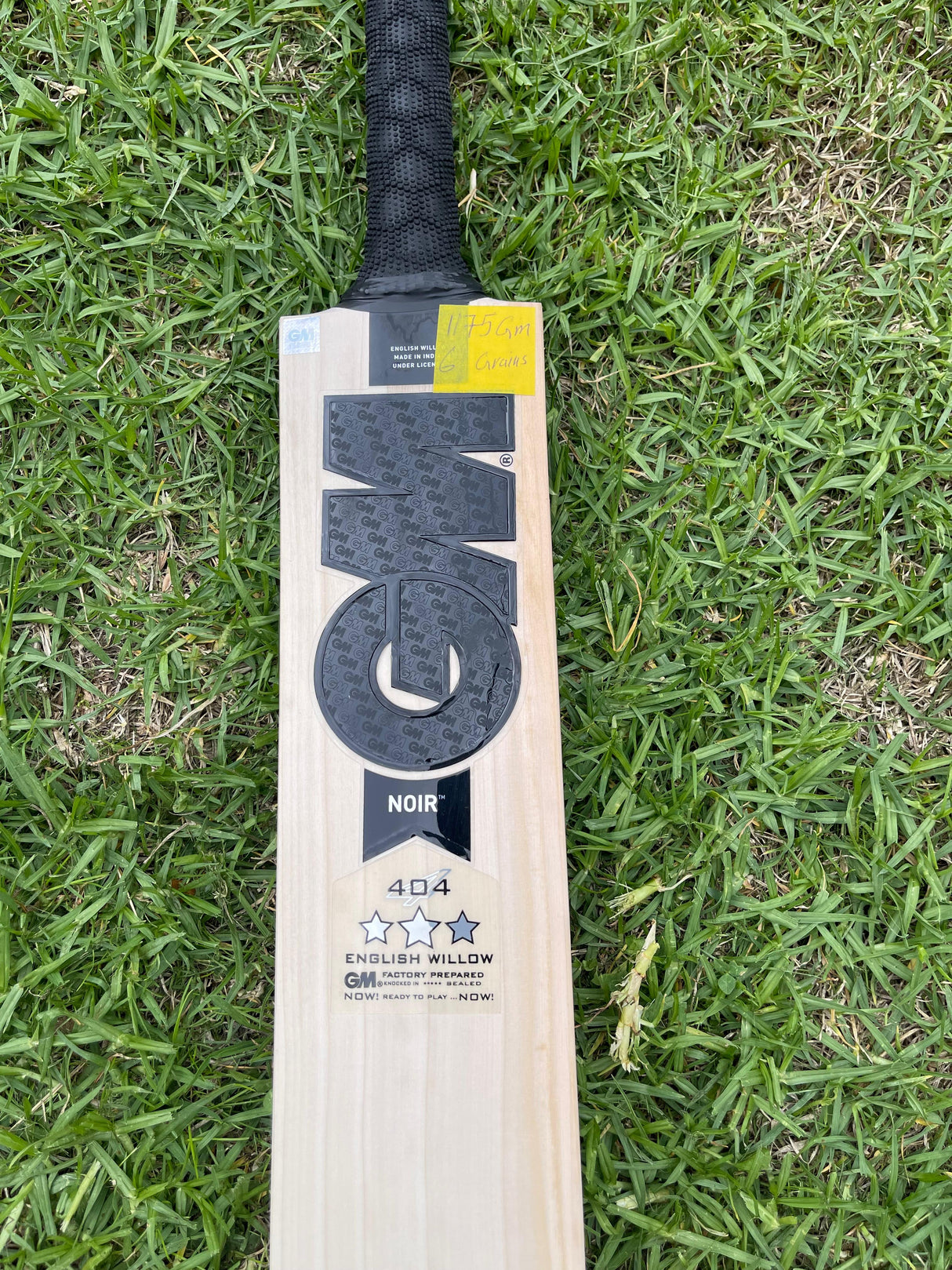 GM NOIR 404 English Willow Cricket Bat -6 Grains / 1175g ( 2.7 lb )