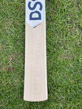 DSC Pearla Wonda -Grade 2 English willow Cricket Bat - 7 Grains - 1240 g