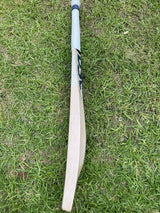 DSC Pearla Wonda -Grade 2 English willow Cricket Bat - 7 Grains - 1240 g