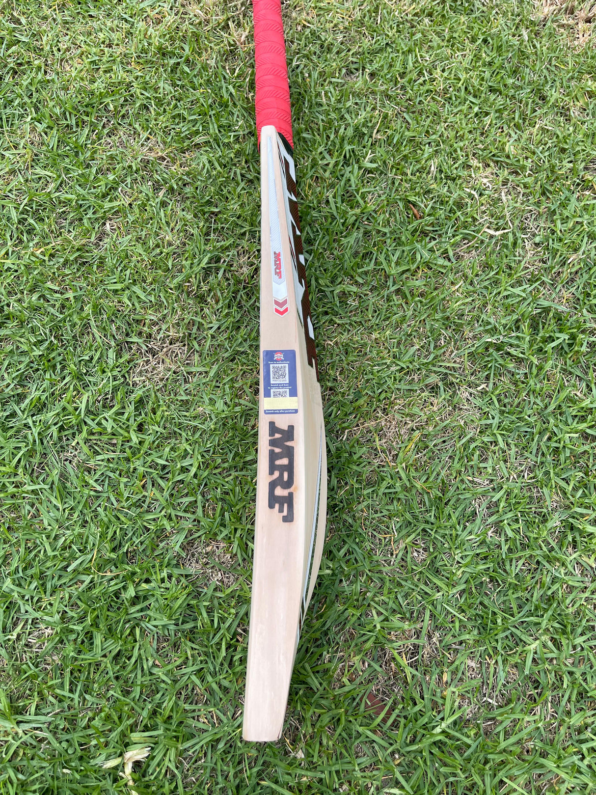 MRF Power 200 English Willow Cricket Bat -4 Grains / 1190g -2.7 lb