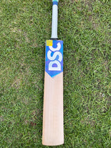 DSC BLU 330 Grade 2 English willow Cricket Bat - 8 Grains - 1190 g