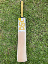 DSC Eureka Jolt Supreme English willow Cricket Bat - 10 Grains - 1195g