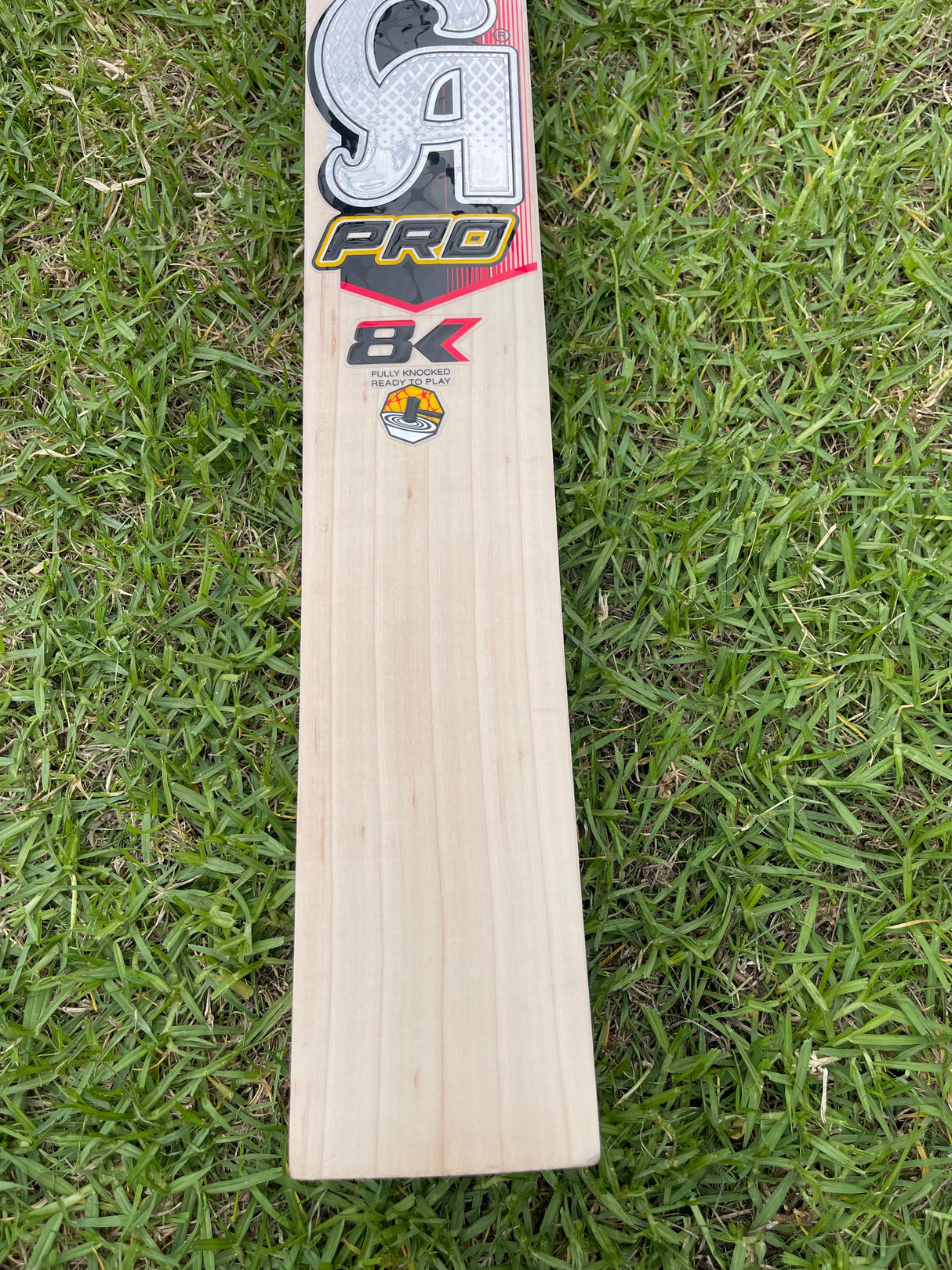 CA Pro 8k English Willow Cricket Bat 6 grains / 1215g - 2.7 lb