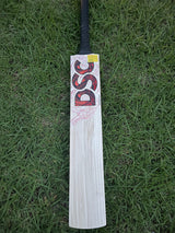 DSC Thumpa 4000 Edition English willow Cricket Bat - 10 Grains - 1235g