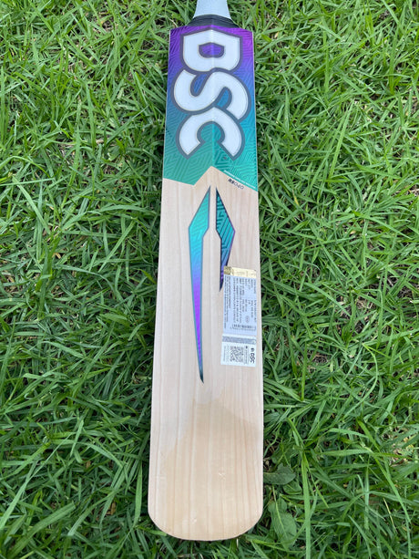 DSC RS 040 Grade 2 English willow Cricket Bat - 7 Grains - 1175g