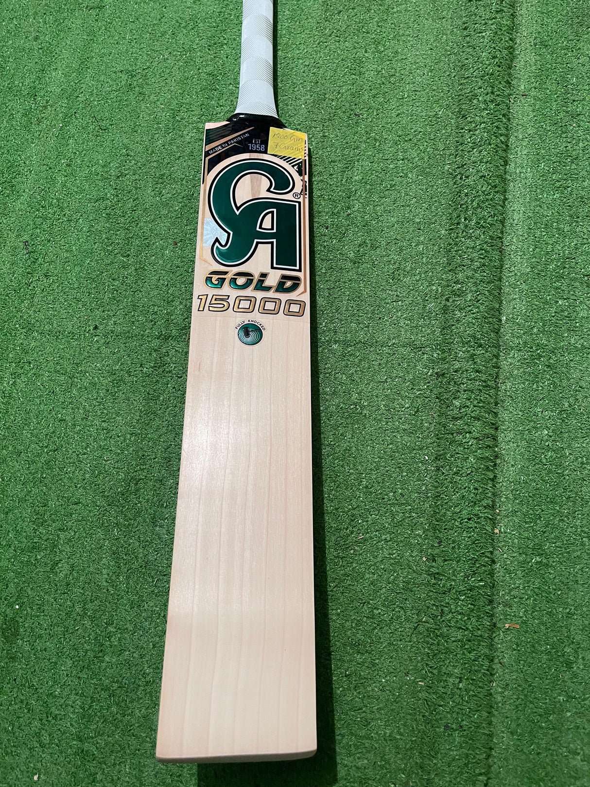 CA Gold 15000 Grade 1 English Willow Bat 1200g - 7 Grains - 2.7 lb