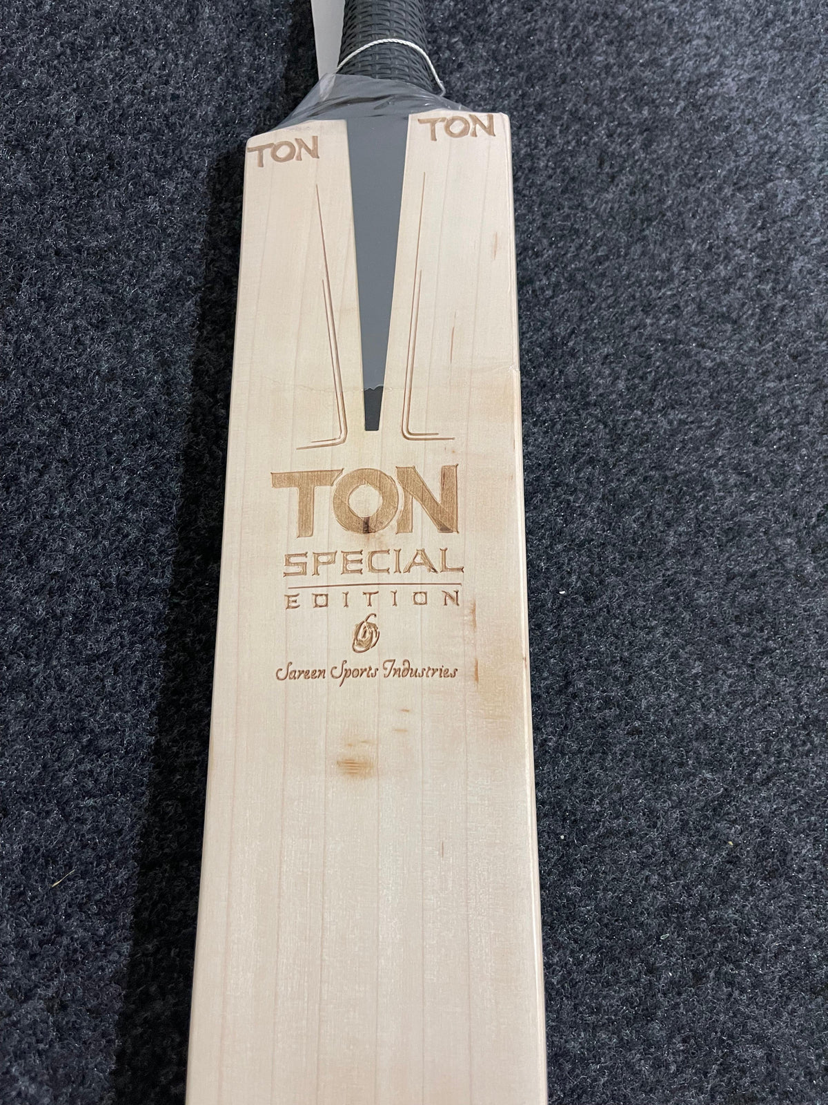 TON Special Edition English willow Cricket Bat - 1135g